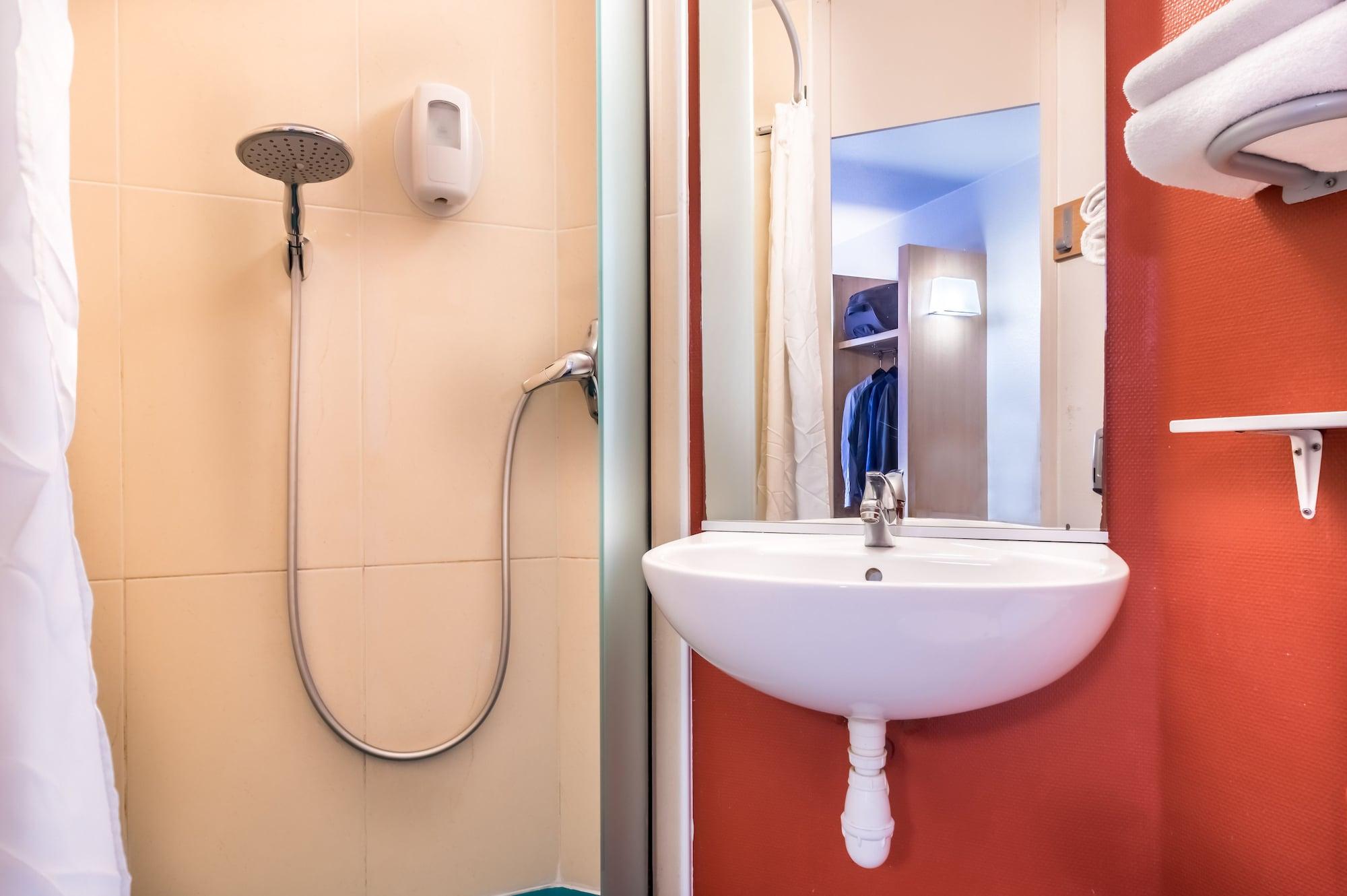 B&B Hotel Frejus Roquebrune-Sur-Argens Exterior foto