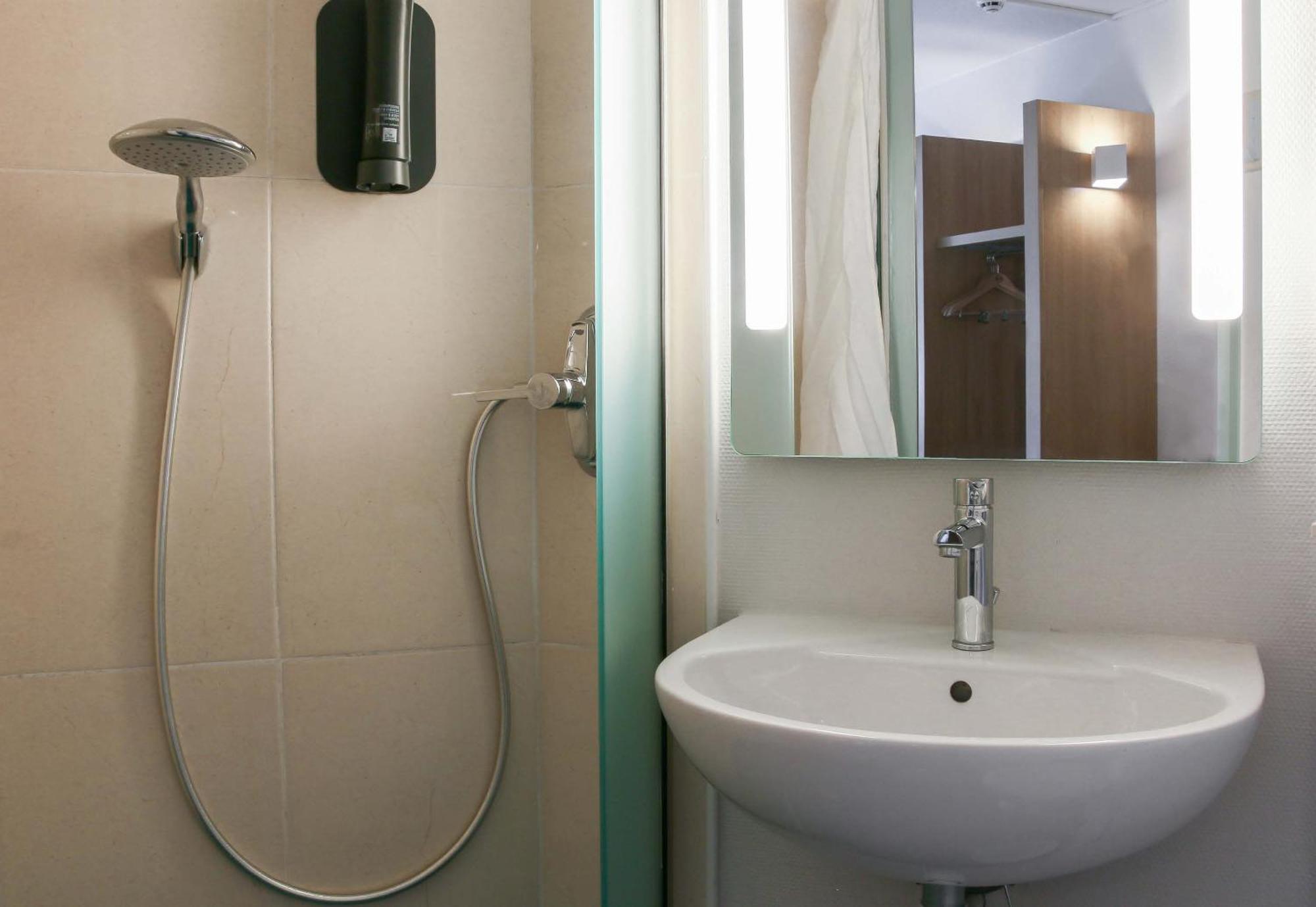 B&B Hotel Frejus Roquebrune-Sur-Argens Exterior foto