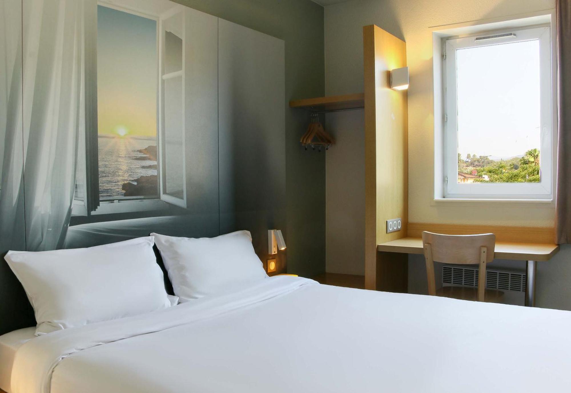 B&B Hotel Frejus Roquebrune-Sur-Argens Exterior foto